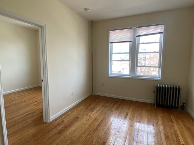 45-47 Newkirk St