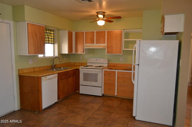 Photo - 1162 S Ironwood Dr