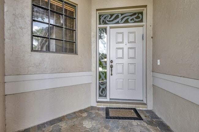 Photo - 4528 Barclay Fair Way