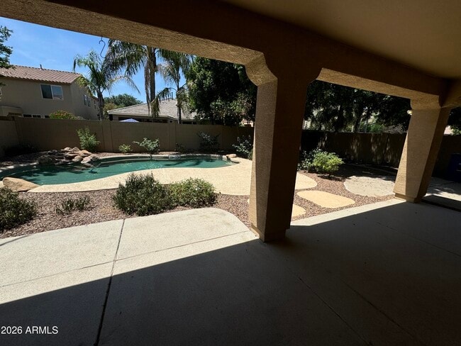 Photo - 1127 W Mesquite St