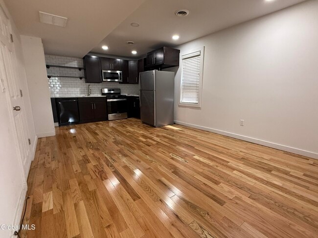 Photo - 479 2nd St Unit 1