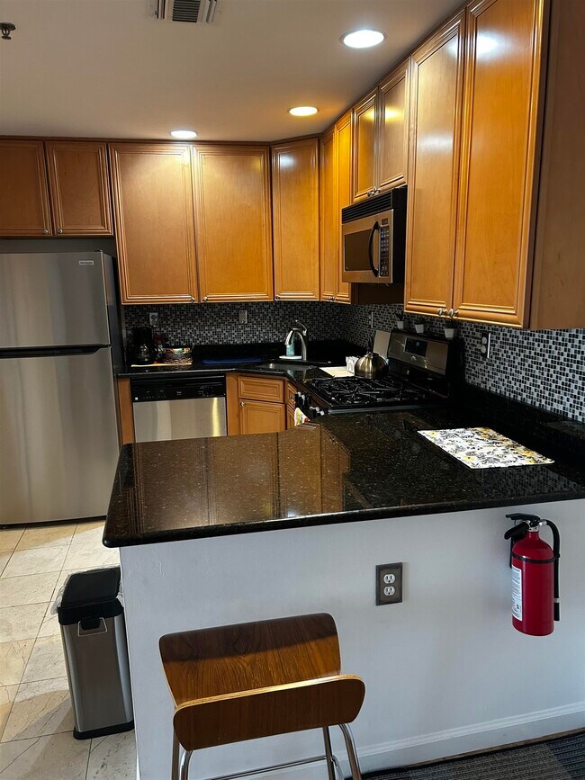 Photo - 515 Gregory Ave Unit 3