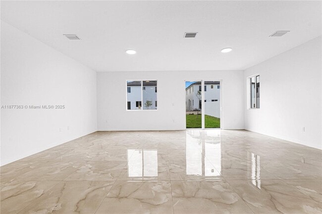 Photo - 22511 SW 125th Ave