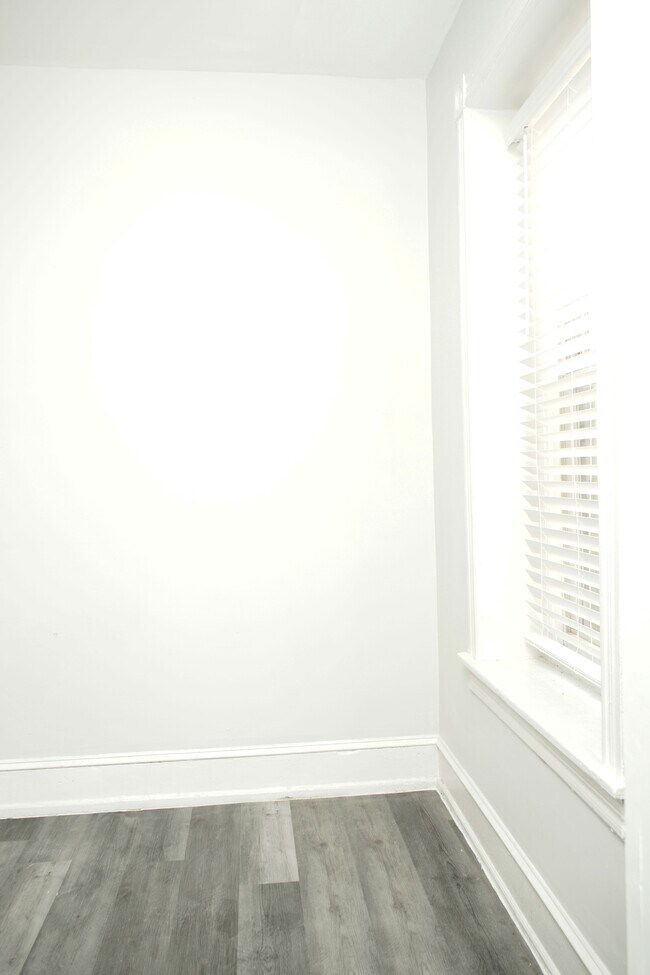 Photo - 4613 Wayne Ave