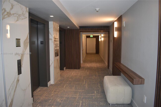 6365 Collins Ave Unit 1211