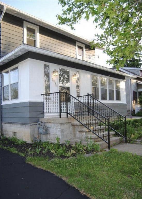 Photo - 209 E Hobart Ave