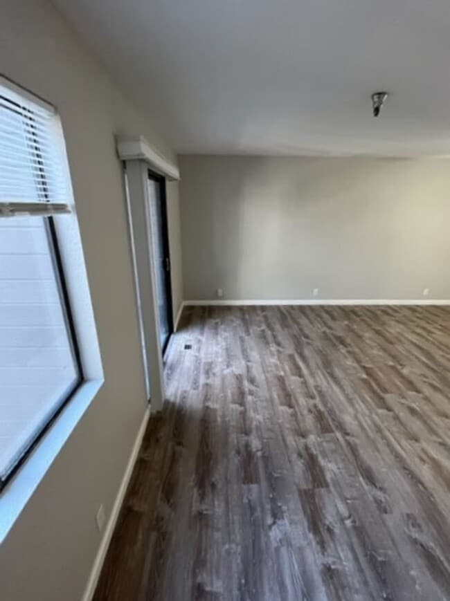 Photo - 55 Stenner St