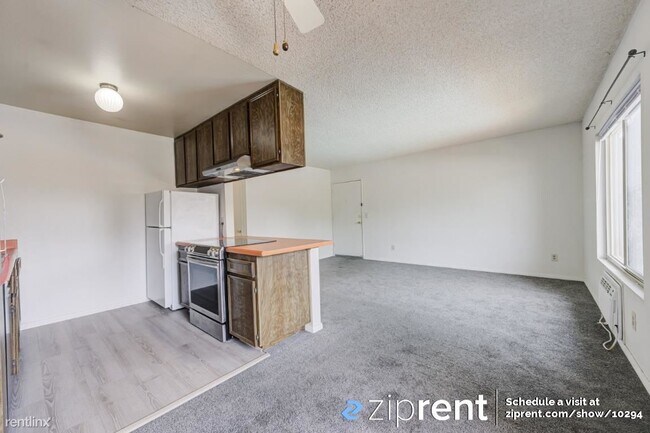 Photo - 2 br, 1 bath Condo - 9546 Carroll Canyon R...