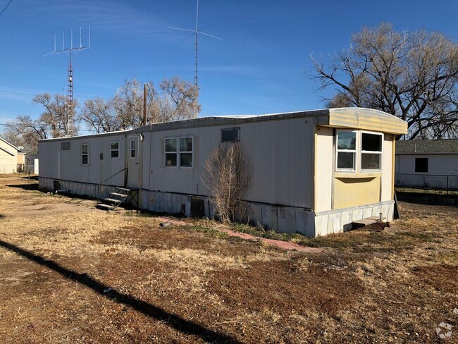 Building Photo - 3 Bed 1 Bath centrally located in Sterling! Rental