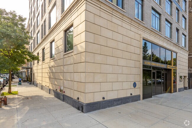 Photo - 60 W 111th St