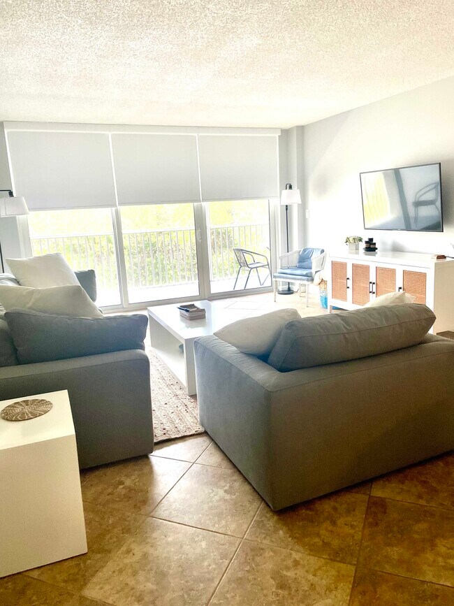 Photo - 5 Bluebill Ave Unidad 203