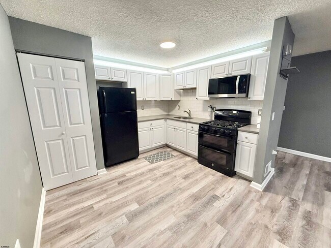 Photo - 12 Colonial Ct Unidad 12