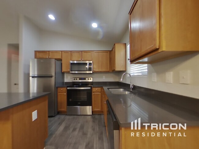 Photo - 29165 N Pyrite Ln