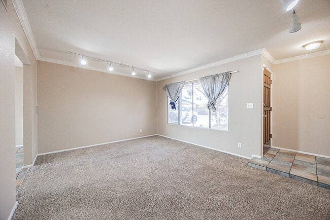 Photo - 2812 S Cottonwood Dr