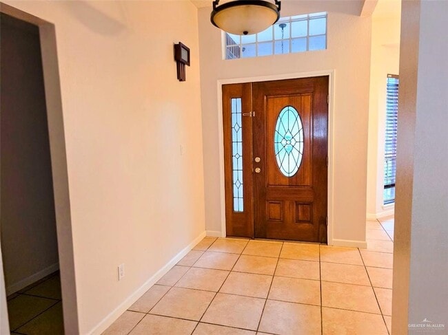 Photo - 28 Warbler Ave