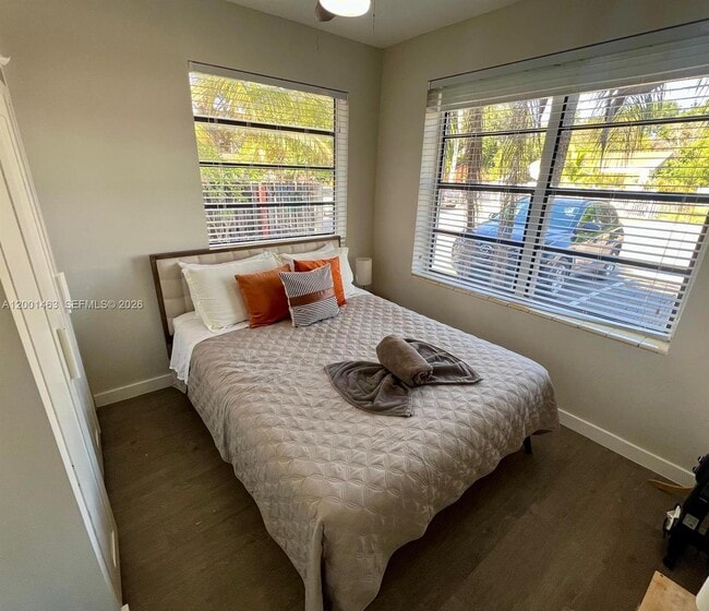 Photo - 2932 NW 16th Ave Unit 2