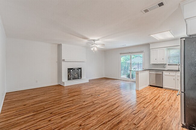 Photo - 9133 Villa Park Cir