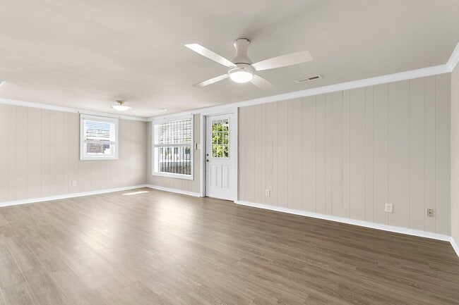Photo - 4440 Spruill Ave