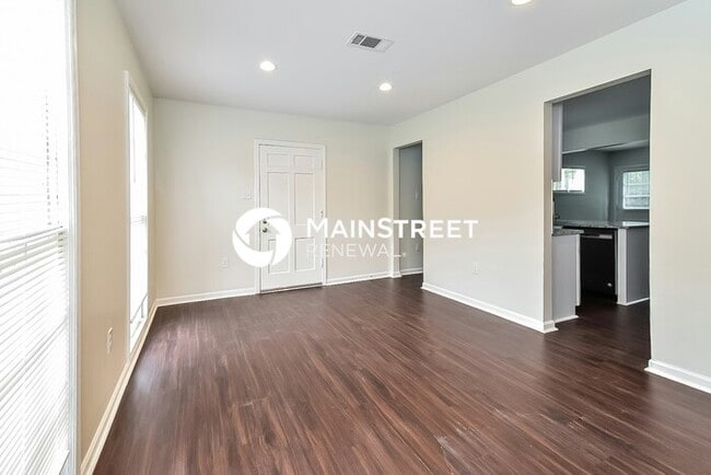3 Bedroom Pet-Friendly Home in Memphis, TN with Main Street Renewal