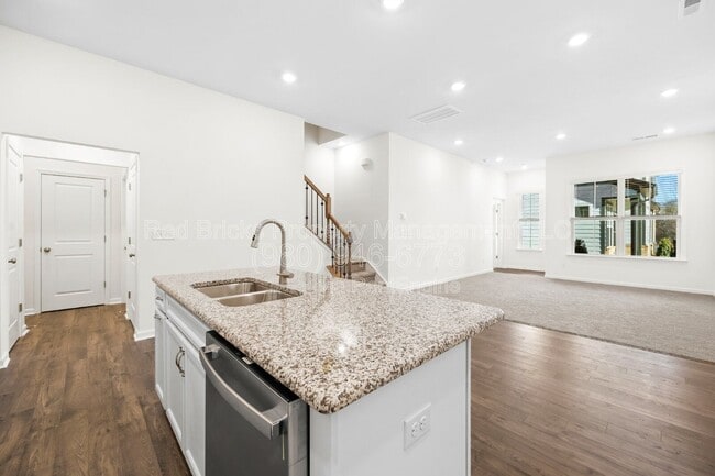 5720 Rivulet Wy