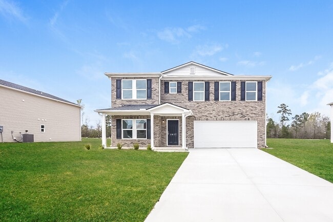 Photo - 4033 Lake Russell Dr