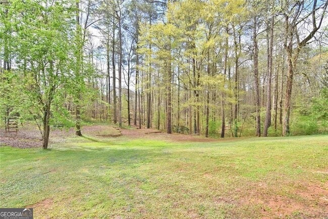 Photo - 86 Regency Way SE