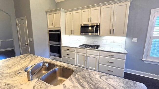 Photo - 30 Birkdale Dr