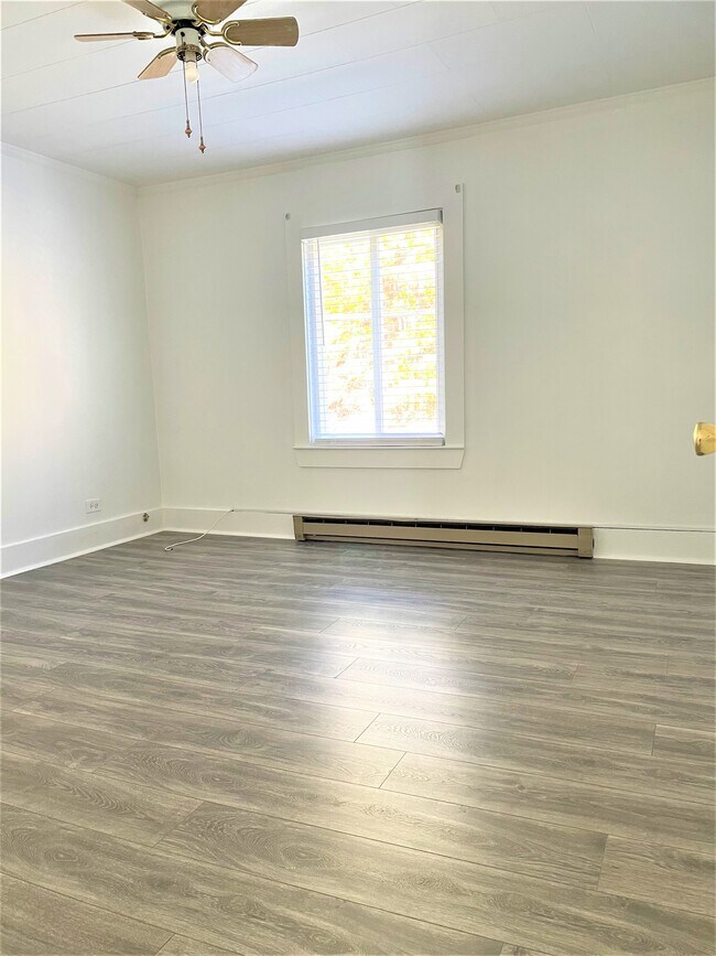 Photo - 210 Mount Vernon Ave