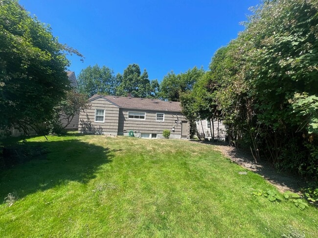 Photo - Beautiful 2 Bedroom/1 Bath Home in Magnolia for Rent!