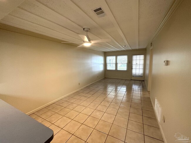 Photo - 303 Colbert Ave