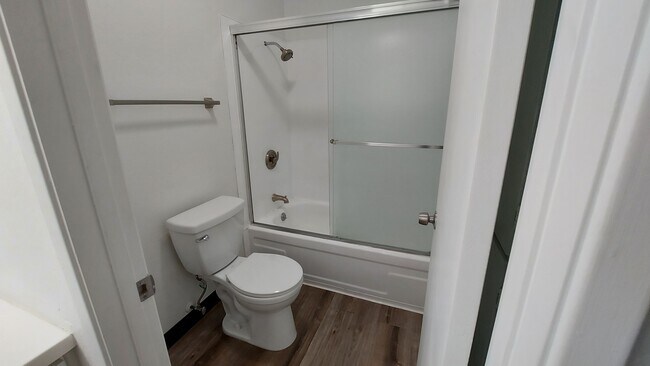 Photo - Arden Oaks Apartment