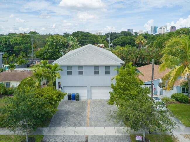 Photo - 619 SW 17th St