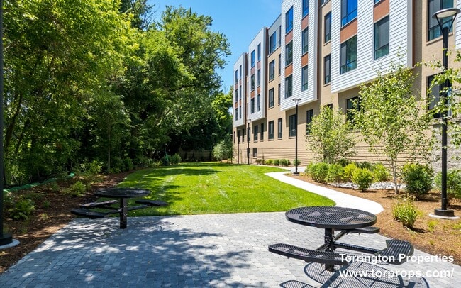 Photo - 289 Walk Hill St Unit 413