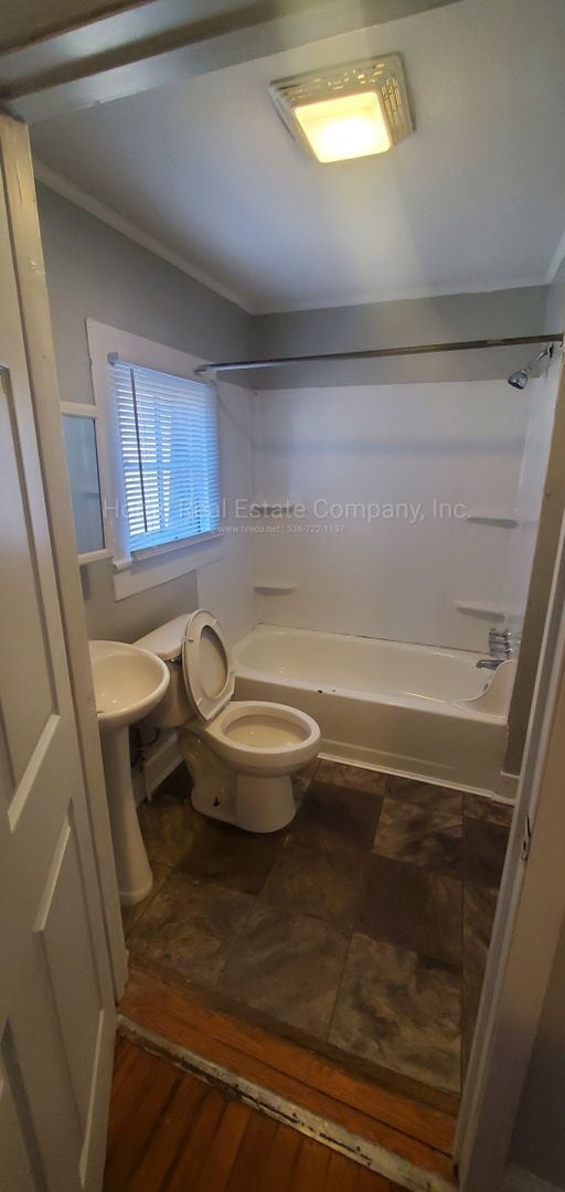 Photo - 1601 E Twenty-Fifth St