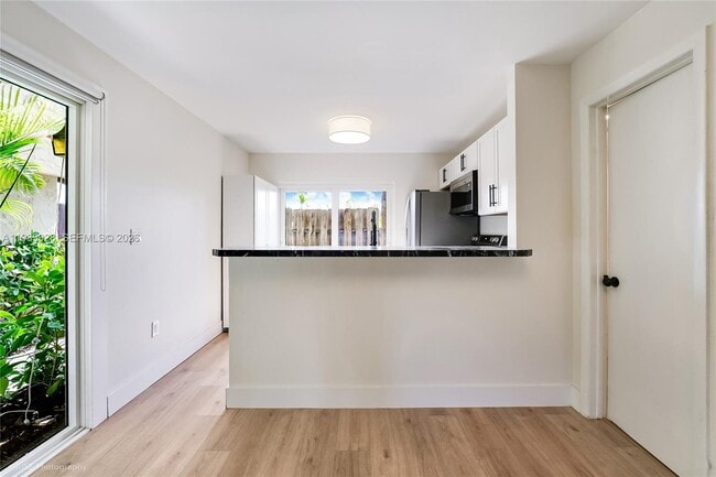 Photo - 9023 NE 4th Avenue Rd