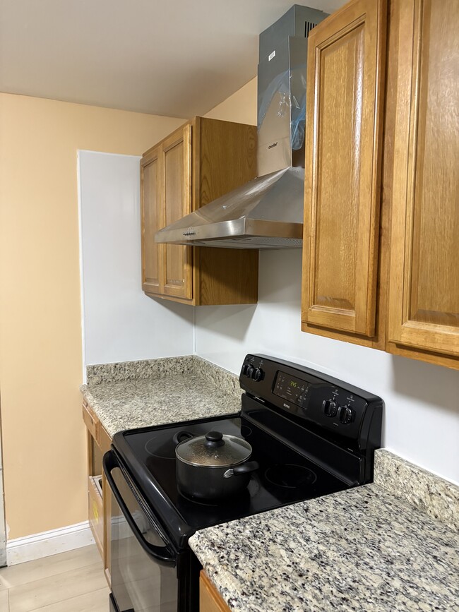 Photo - 2334 N 29th St Unit 1