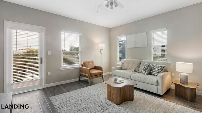 Photo - 949 Cleveland St Unit C202