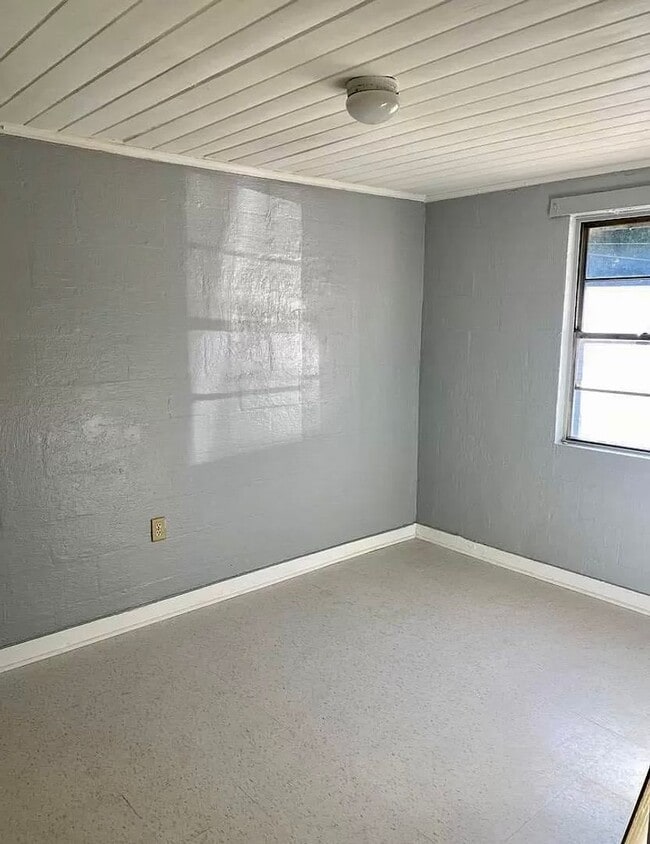 Photo - 1210 Gillespie Ave Unit A