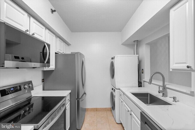 Photo - 5505 Seminary Rd Unit 1608N