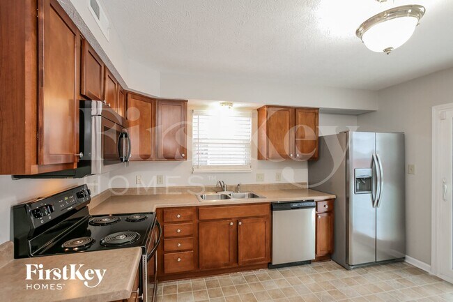 Photo - 8119 Rambling Rd