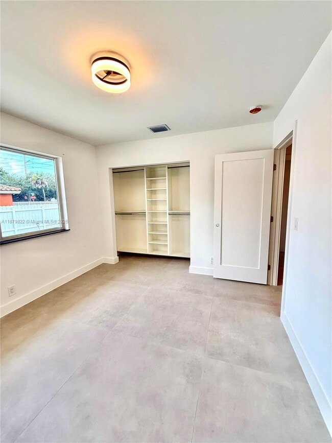 Photo - 5700 NW 8th Ave