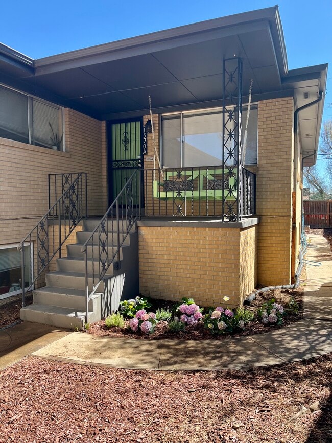 Building Photo - 1570 Tamarac St Unit 1570 A