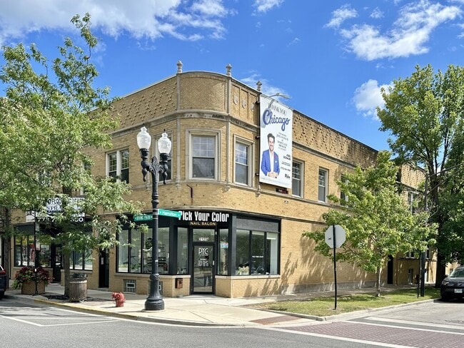 Building Photo - 3953 N Hamilton Ave Unit F2 Rental