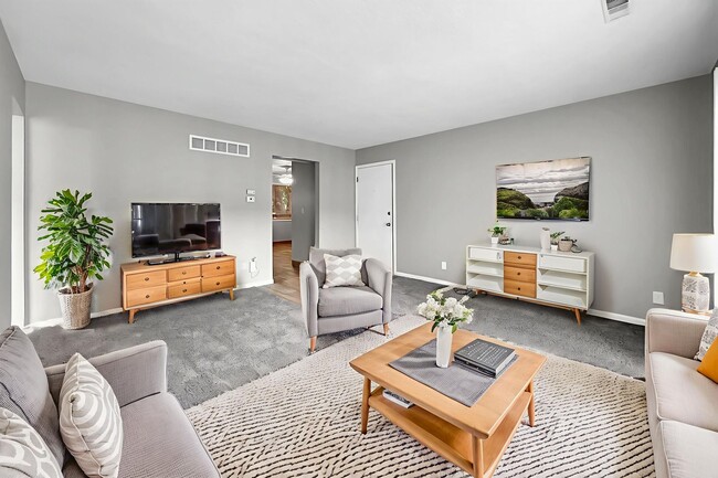 West Glen Apartments