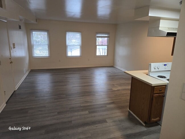 Photo - 403-405 Walnut St Unidad Apt 4