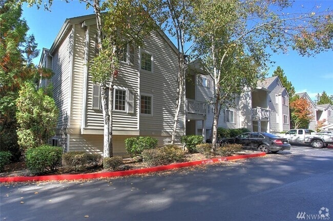Building Photo - 1692 118th Ave SE Unit A201 Rental