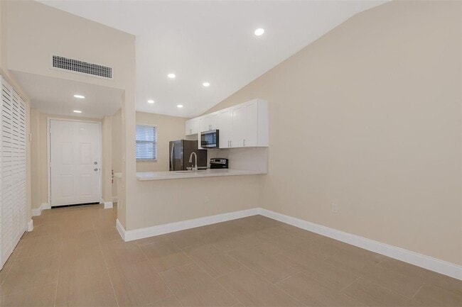Photo - 9951 Nob Hill Pl Unidad 9951
