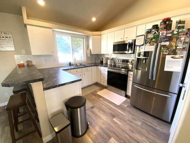 Photo - 1882 E Cougar Creek Dr