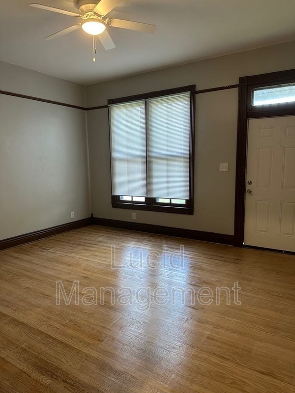 Photo - 3324 Vetter Ave