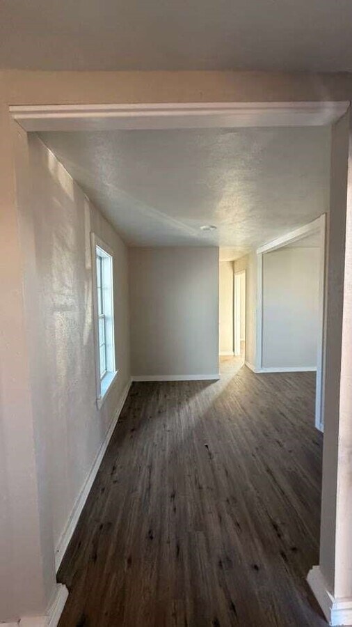 Photo - 2414 Baylor St